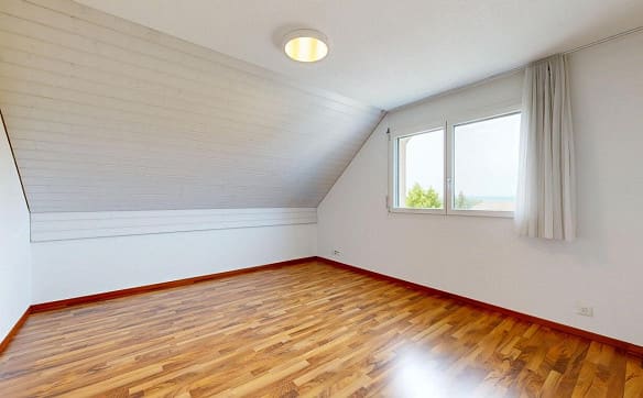 Immobilie in Meisterschwanden - Wohnen auf zwei Ebenen - Stilvolle 4.5 Zimmer-Maisonettewohnung - Bild 8