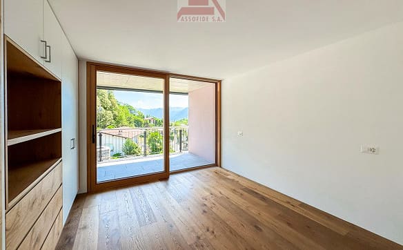 Immobilie in Arcegno - Die Eleganz der Schlichtheit / L'eleganza della semplicità - Bild 4