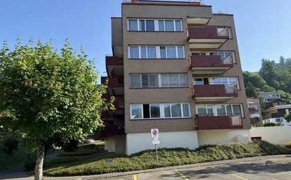 Immobilie in Unterägeri - Helle 1.5-Zimmerwohnung im 4. OG - Bild 0