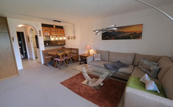 Immobilie in Obersaxen - Die heimelige Wohnung  in Obersaxen mit Ski-in und Ski-out - Bild 3