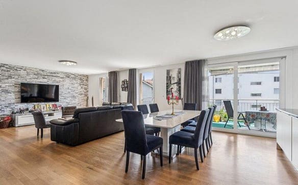 Immobilie in Kerzers - STEUERGÜNSTIG UND EINLADEND - 4.5 ZIMMER EIGENTUMSWOHNUNG IN KERZERS - Bild 0