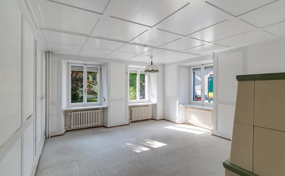 Immobilie in Oberwil-lieli - Altbau-Eckhaus mit grossem Potenzial - Bild 2