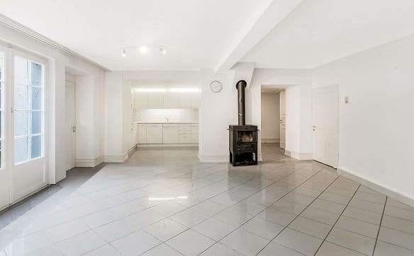 Immobilie in Trüllikon - Wohnen mit Geschichte - 4.5-Zimmer-Wohnung in Trüllikon - Bild 2