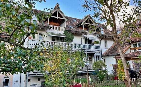 Immobilie in Hallau - Gemütliche 4.5-Zimmer-Wohnung mit Balkon in Hallau - Bild 1