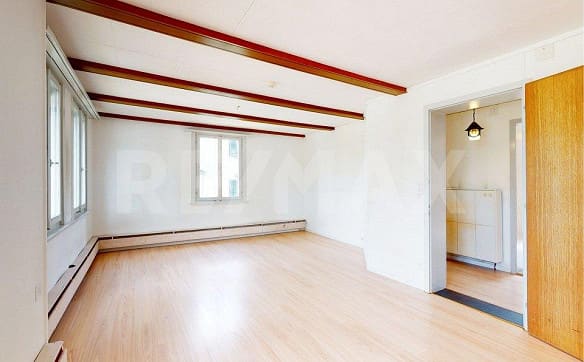 Immobilie in Uzwil - Teilrenoviertes Einfamilienhaus mit viel Platz und Potenzial - Bild 1