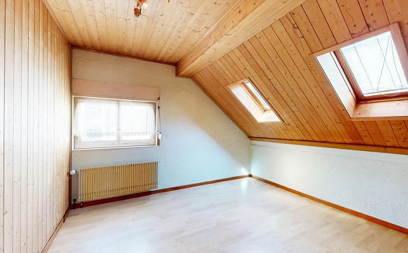 Immobilie in Kleinlützel - 5.5-Zimmer-Einfamilienhaus mit Garagen und Schopf mit viel Potenzial - Bild 9