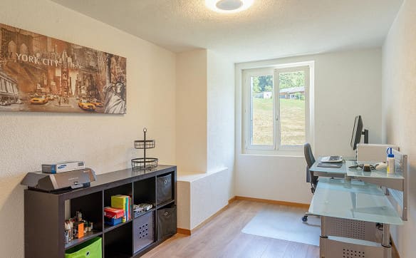 Immobilie in Guggisberg - Freistehendes Einfamilienhaus mit Pool und viel Umschwung - Bild 10