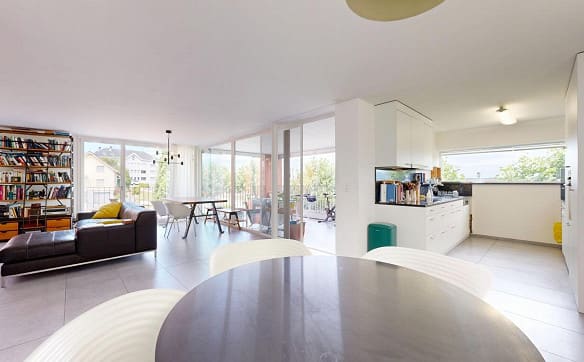 Immobilie in Pfäffikon Sz - Moderne 5.5-Z-Wohnung mit Wintergarten an bester Lage in Pfäffikon SZ - Bild 4