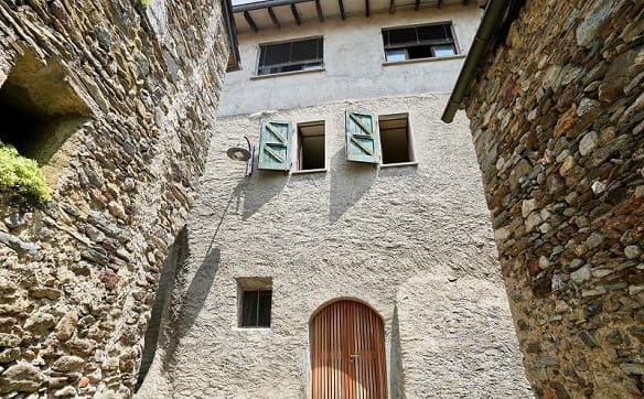 Immobilie in Sala Capriasca - 10-Zimmer-Dorfhaus mit Balkon, Innenhof und Traum-Aussicht   /  cas... - Bild 2
