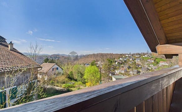 Immobilie in Ramlinsburg - Wohnen mit Weitblick - Attraktive 4.5 Zimmer Dachwohnung mit Galerie - Bild 9