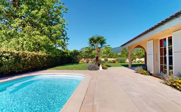 Immobilie in Champagne - Champagne : Villa familiale avec piscine chauffée, sans vis- à- vis - Bild 1