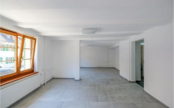 Immobilie in Würenlingen - Charmantes, renoviertes 4.5-Zimmer-Einfamilienhaus mit Erweiterungs... - Bild 2