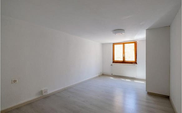 Immobilie in Würenlingen - Charmantes, renoviertes 4.5-Zimmer-Einfamilienhaus mit Erweiterungs... - Bild 9