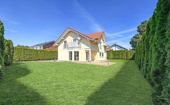 Immobilie in Zimmerwald - Freistehendes Einfamilienhaus mit Stil und Privacy - Bild 1
