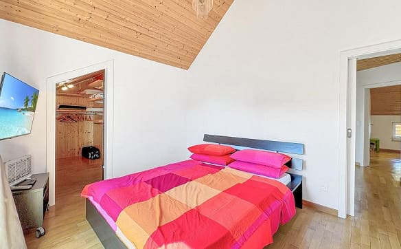 Immobilie in Zimmerwald - Freistehendes Einfamilienhaus mit Stil und Privacy - Bild 12