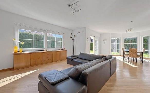 Immobilie in Zimmerwald - Freistehendes Einfamilienhaus mit Stil und Privacy - Bild 8