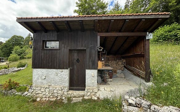 Immobilie in Orvin - Exklusives Ferienhaus mit grossem Umschwung an äusserst ruhiger Lage - Bild 14