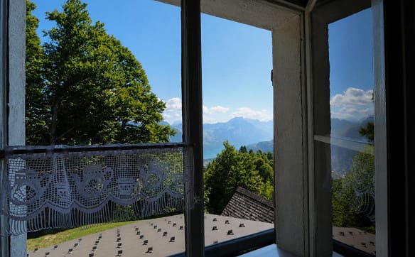 Immobilie in Näfels - Freistehendes Ferienhaus mit traumhaften Ausblick auf den Walensee ... - Bild 11