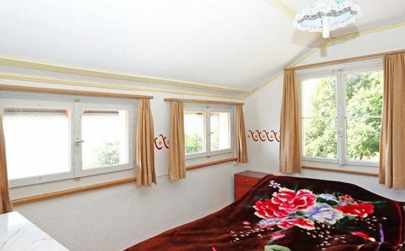 Immobilie in Näfels - Freistehendes Ferienhaus mit traumhaften Ausblick auf den Walensee ... - Bild 16