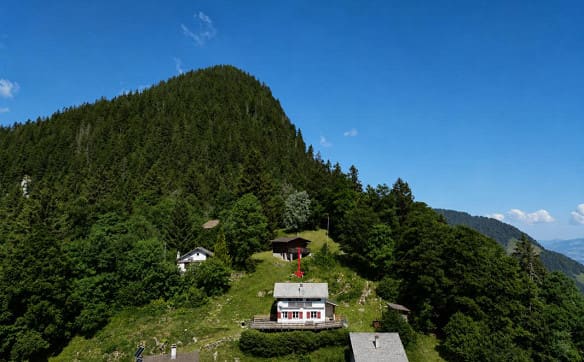 Immobilie in Näfels - Freistehendes Ferienhaus mit traumhaften Ausblick auf den Walensee ... - Bild 3