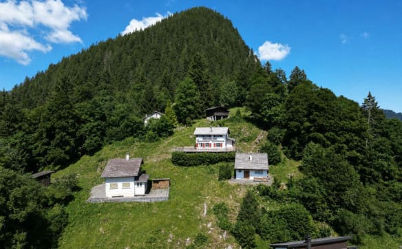 Immobilie in Näfels - Freistehendes Ferienhaus mit traumhaften Ausblick auf den Walensee ... - Bild 4