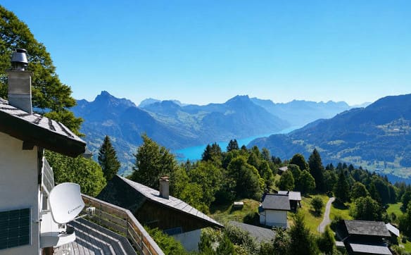 Immobilie in Näfels - Freistehendes Ferienhaus mit traumhaften Ausblick auf den Walensee ... - Bild 8