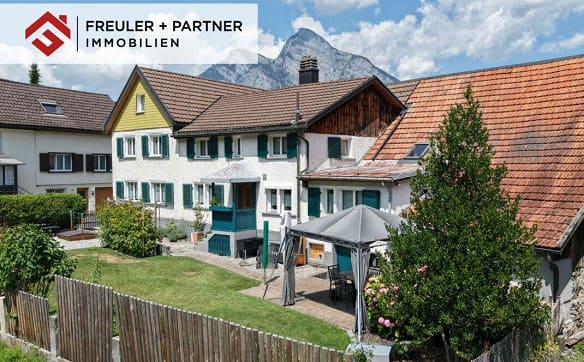 Immobilie in Vilters - Wohnhaus mit riesiger Remise Gesamtnutzfläche 395m2 - Bild 0