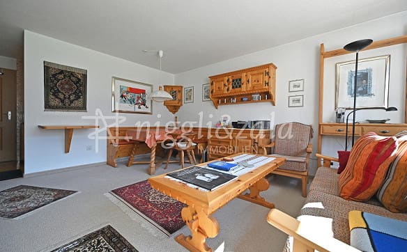 Immobilie in Zuoz - Attraktive 2-Zimmerwohnung mit viel Potenzial - Bild 3