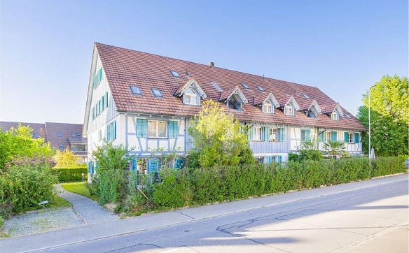Immobilie in Bachenbülach - Maisonette mit einzigartiger Architektur und vielseitigen Wohnräumen - Bild 12