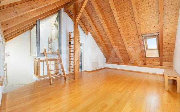 Immobilie in Bachenbülach - Maisonette mit einzigartiger Architektur und vielseitigen Wohnräumen - Bild 9
