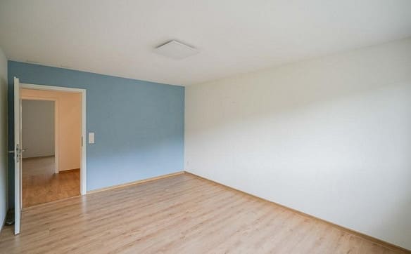 Immobilie in Mettau - Grosszügiges 7.5 Zimmer-Einfamilienhaus am Bauzonenrand - Bild 8