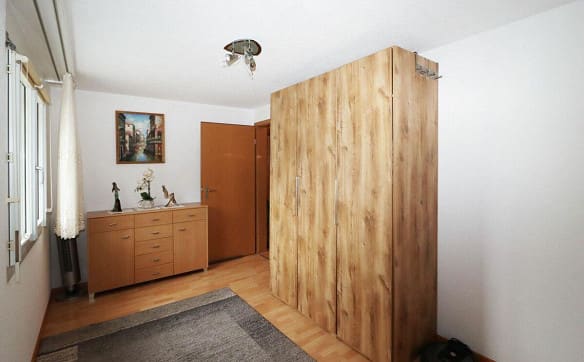 Immobilie in Niederurnen - 4.5-Zimmerwohnung mit Tiefgaragenplatz und Balkon an ruhiger Lage i... - Bild 13