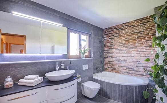 Immobilie in Schleitheim - CHARMANTES DOPPELEINFAMILIENHAUS MIT GARTENIDYLLE IN SCHLEITHEIM - Bild 5