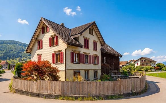 Immobilie in Rüthi - FREISTEHENDES EINFAMILIENHAUS MIT GROSSEM GARTEN IN RÜTHI - Bild 0