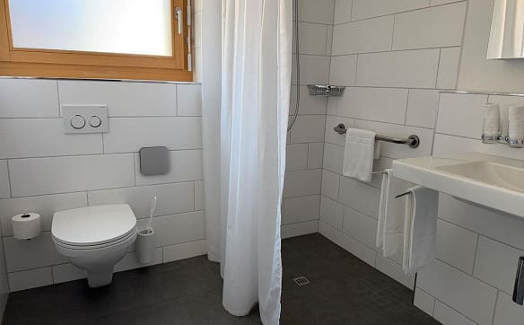 Immobilie in Lenk Im Simmental - 3.5 Zimmer Ferienwohnung mit Bergblick - Bild 6