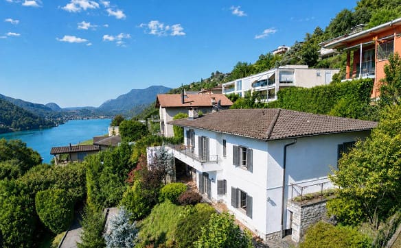 Immobilie in Vico Morcote - Villa Panoramica con Splendida Vista Lago di Lugano a Morcote - Bild 0