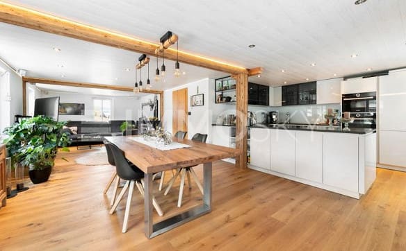 Immobilie in Oberriet Sg - Wohlfühlhaus mit Spa-Bereich und flexiblen Nutzungsmöglichkeiten - Bild 1