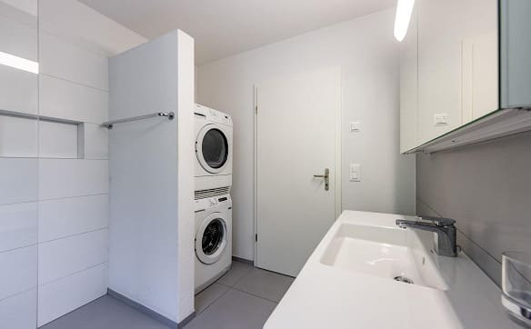 Immobilie in Boll - 5.5 Zimmer-Attika-Wohnung in Boll - Bild 9
