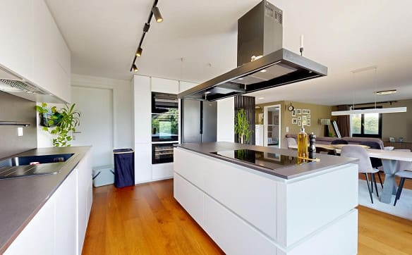 Immobilie in Rizenbach - Modernisiertes Einfamilienhaus mit Designküche und Wintergarten - Bild 4