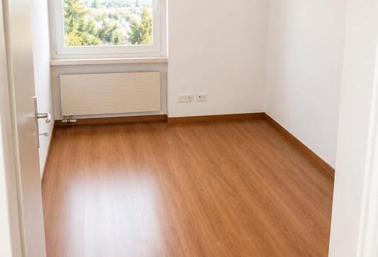 Immobilie in Oensingen - Attraktive 4.5 Zimmer-Dachwohnung in familienfreundlicher Umgebung - Bild 3