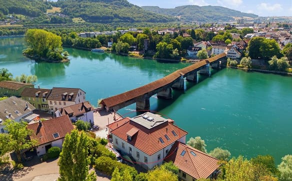 Immobilie in Stein Ag - Exklusive 2.5-Zimmer-Loftwohnung direkt am Rhein - Bild 0