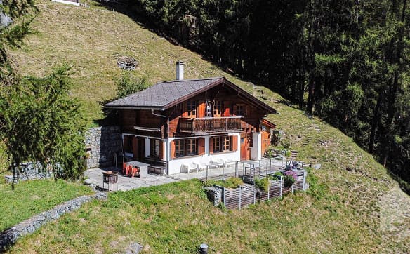 Immobilie in Grimentz - Charmant chalet avec terrasse panoramique et vues splendides - Bild 0