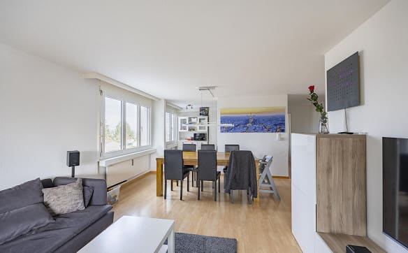Immobilie in Egnach - Kompakte 4.5-Zimmer-Wohnung nahe See - Bild 0