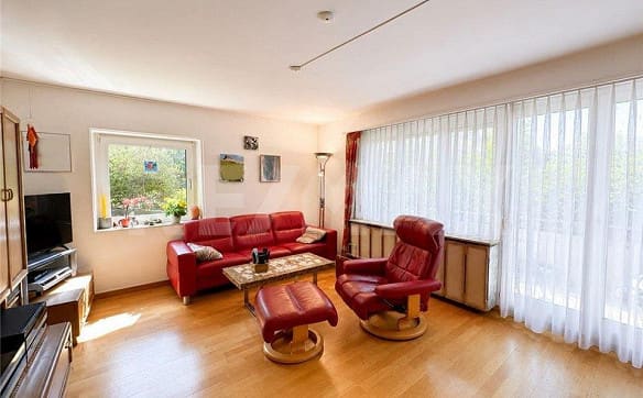 Immobilie in Spiez - Praktisch wohnen - 3 Zimmer, kompakt, gemütlich und vielseitig - Bild 2