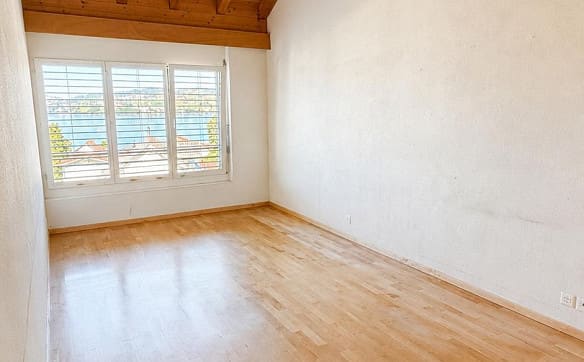 Immobilie in Greppen - Panorama-Seesicht trifft auf charmantes Wohnen - Bild 12