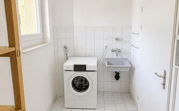Immobilie in Greppen - Panorama-Seesicht trifft auf charmantes Wohnen - Bild 6