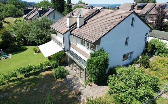 Immobilie in Oetwil Am See - charmantes 4.5-Zimmer-Reiheneinfamilienhaus in Oetwil am See - Bild 4