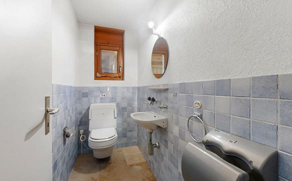 Immobilie in Dinhard - Pool, Sauna und Wintergarten: Freistehendes EFH mit viel Potenzial - Bild 17