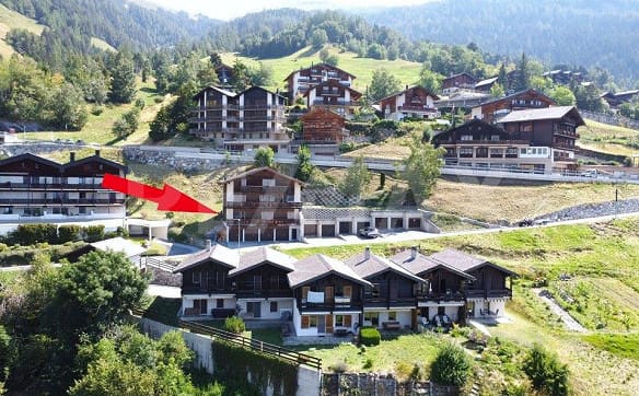 Immobilie in Albinen - Heimelige 2.5 Zimmer-Wohnung mit Panoramasicht im sonnigen Albinen - Bild 0