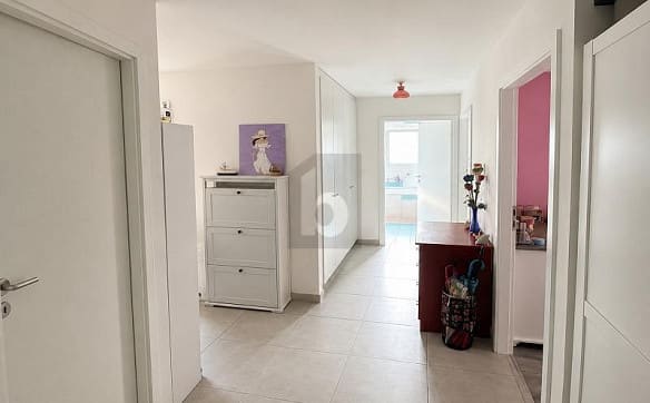 Immobilie in Prez-vers-noréaz - LUMINEUX ET SPACIEUX AVEC JARDIN - Bild 2